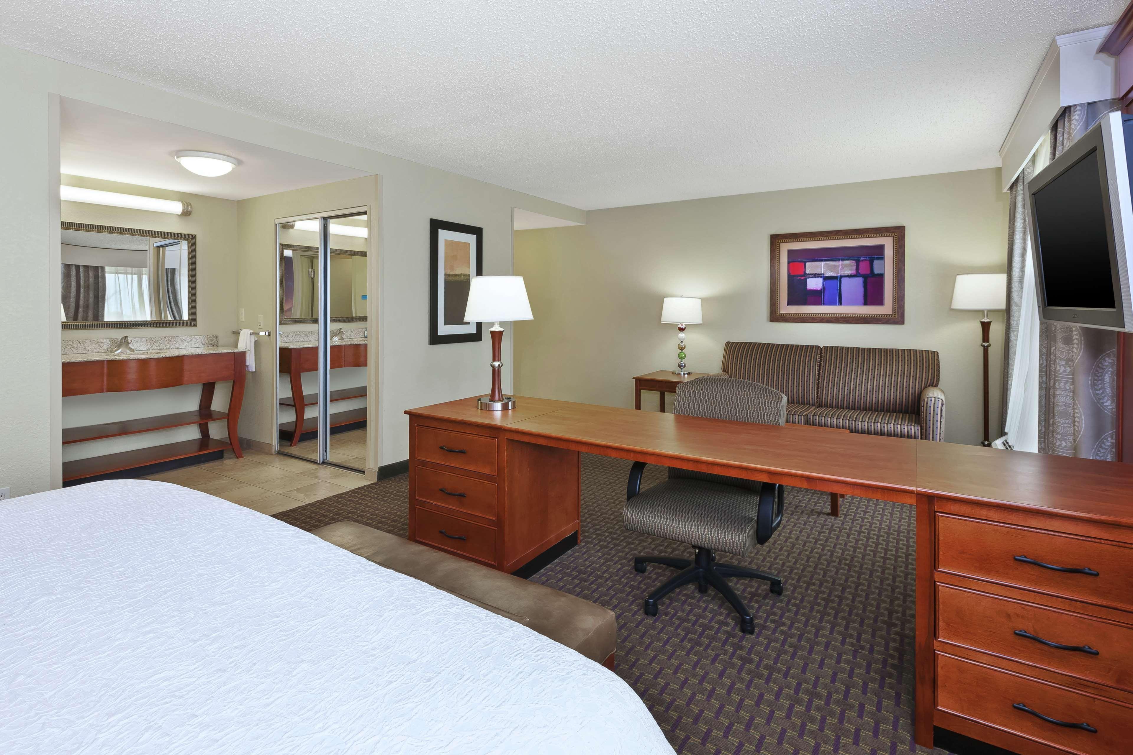 Hampton Inn & Suites Grand Rapids-Airport 28Th St Каскейд Экстерьер фото