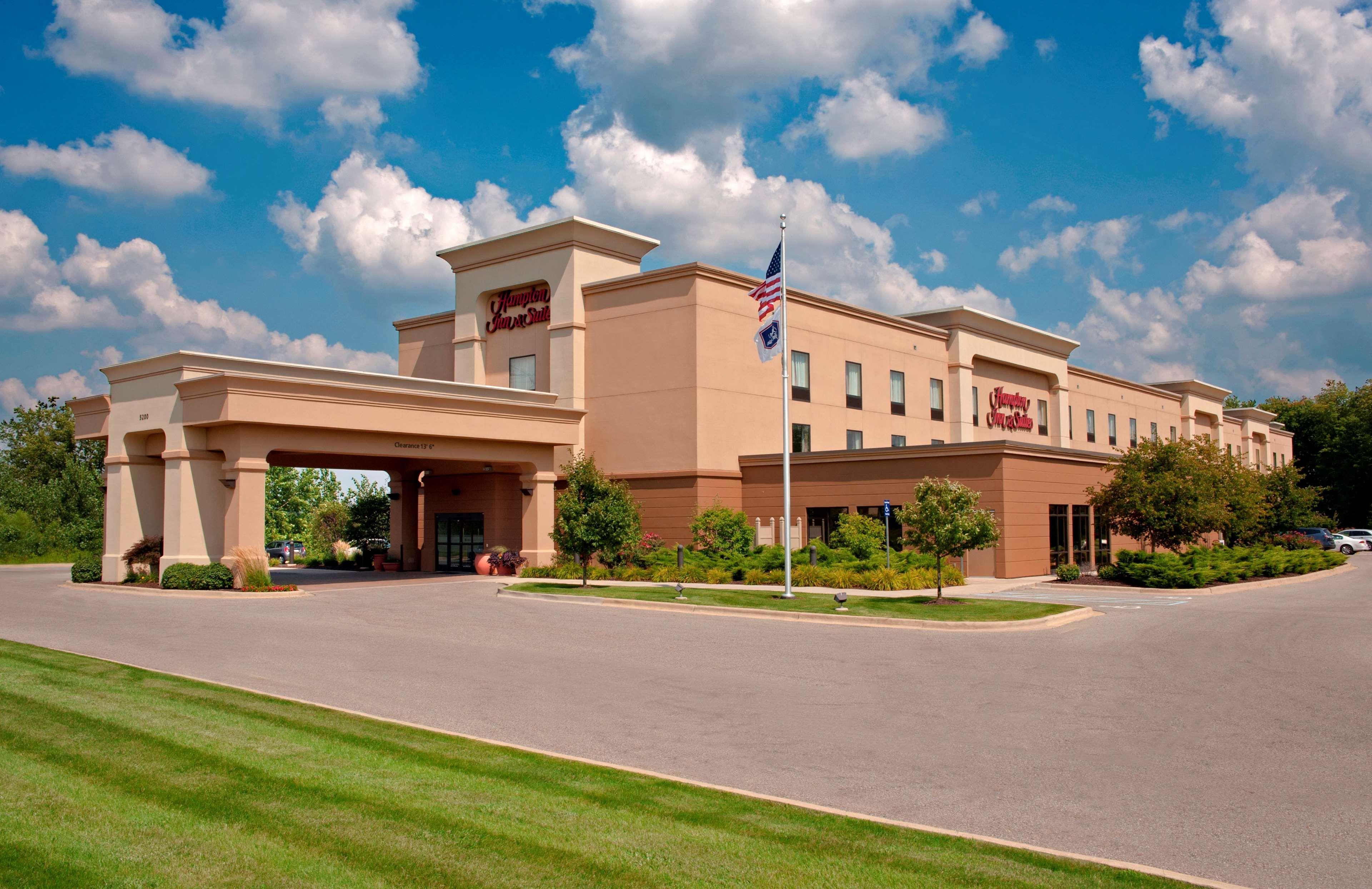 Hampton Inn & Suites Grand Rapids-Airport 28Th St Каскейд Экстерьер фото