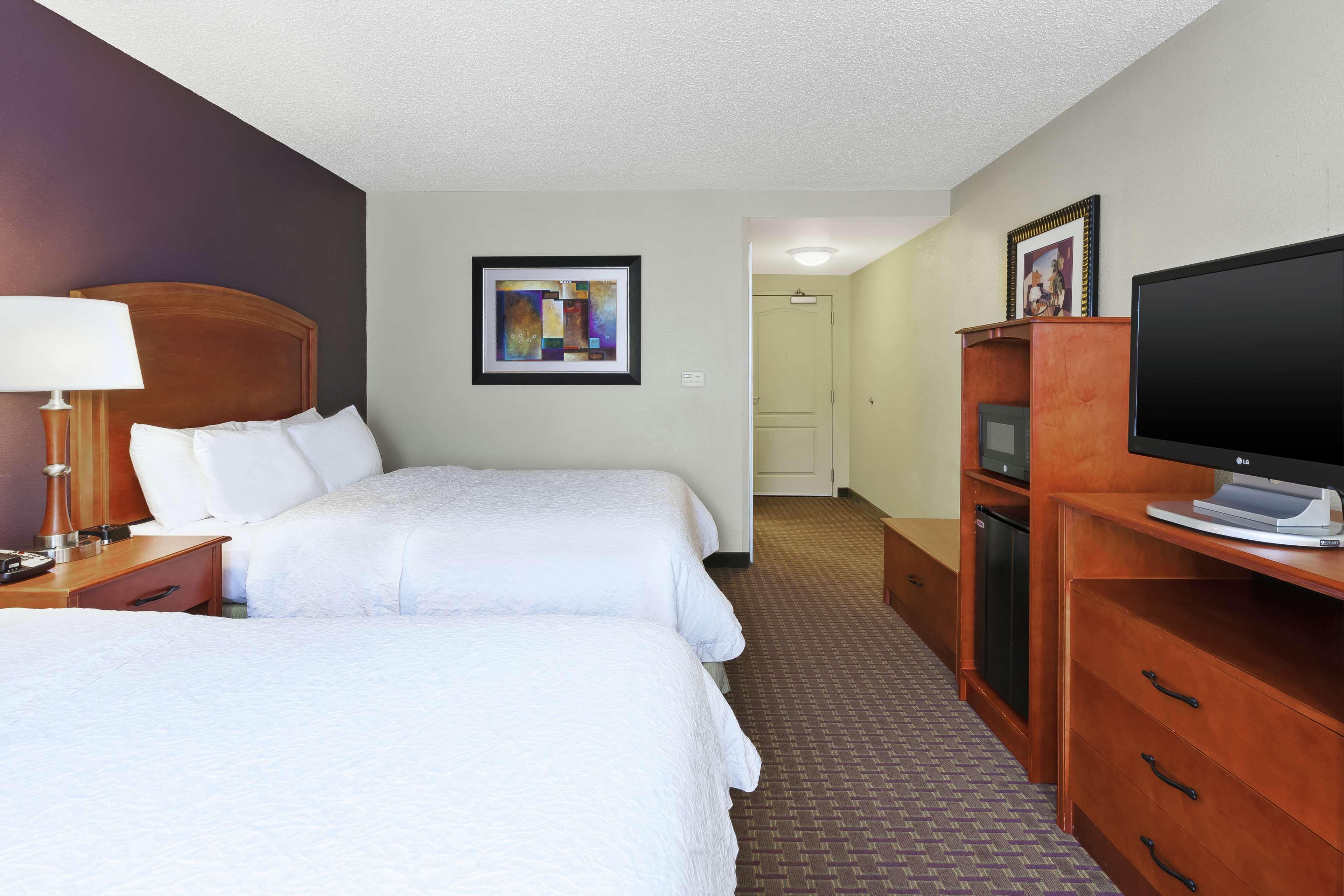 Hampton Inn & Suites Grand Rapids-Airport 28Th St Каскейд Экстерьер фото