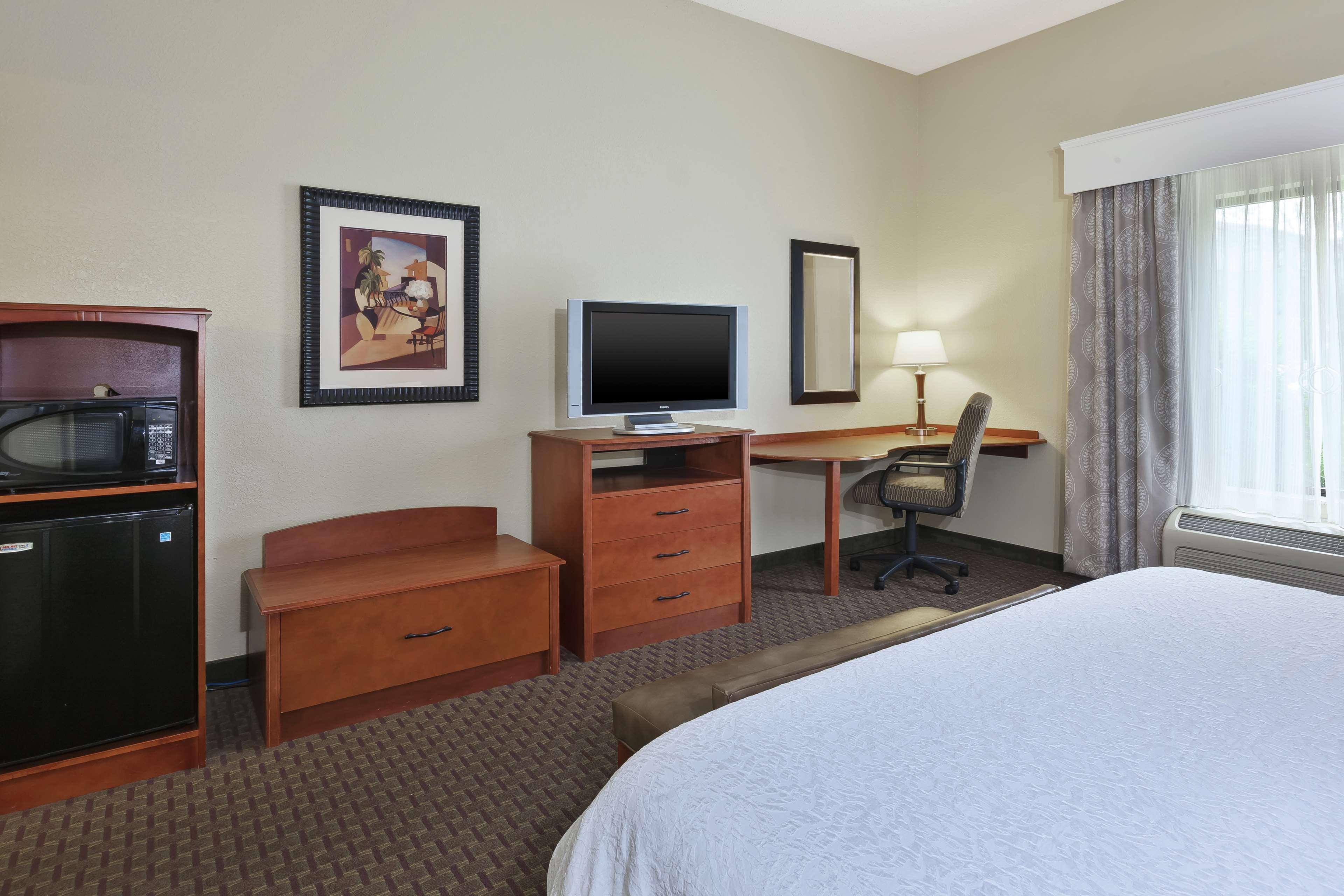 Hampton Inn & Suites Grand Rapids-Airport 28Th St Каскейд Экстерьер фото