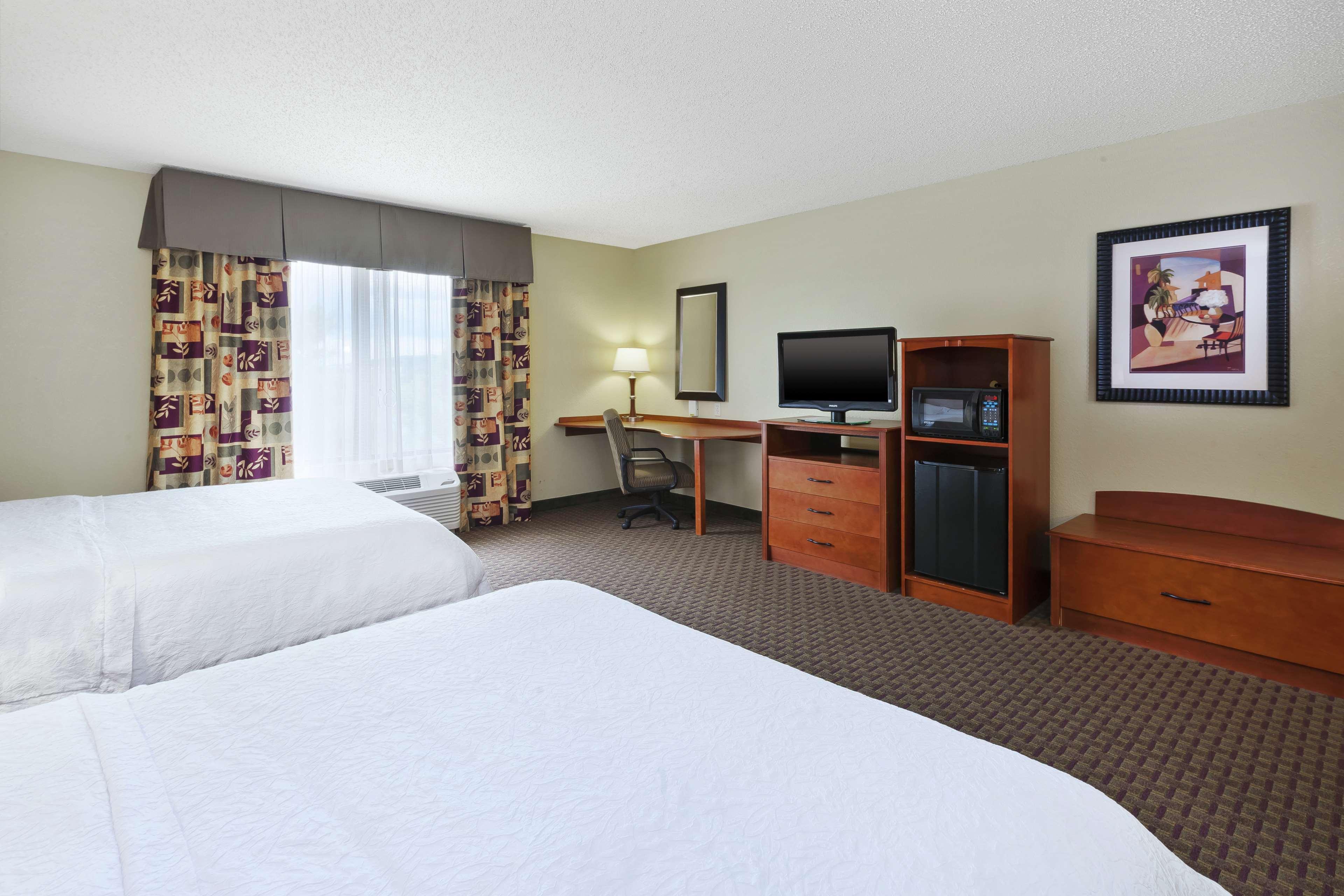 Hampton Inn & Suites Grand Rapids-Airport 28Th St Каскейд Экстерьер фото