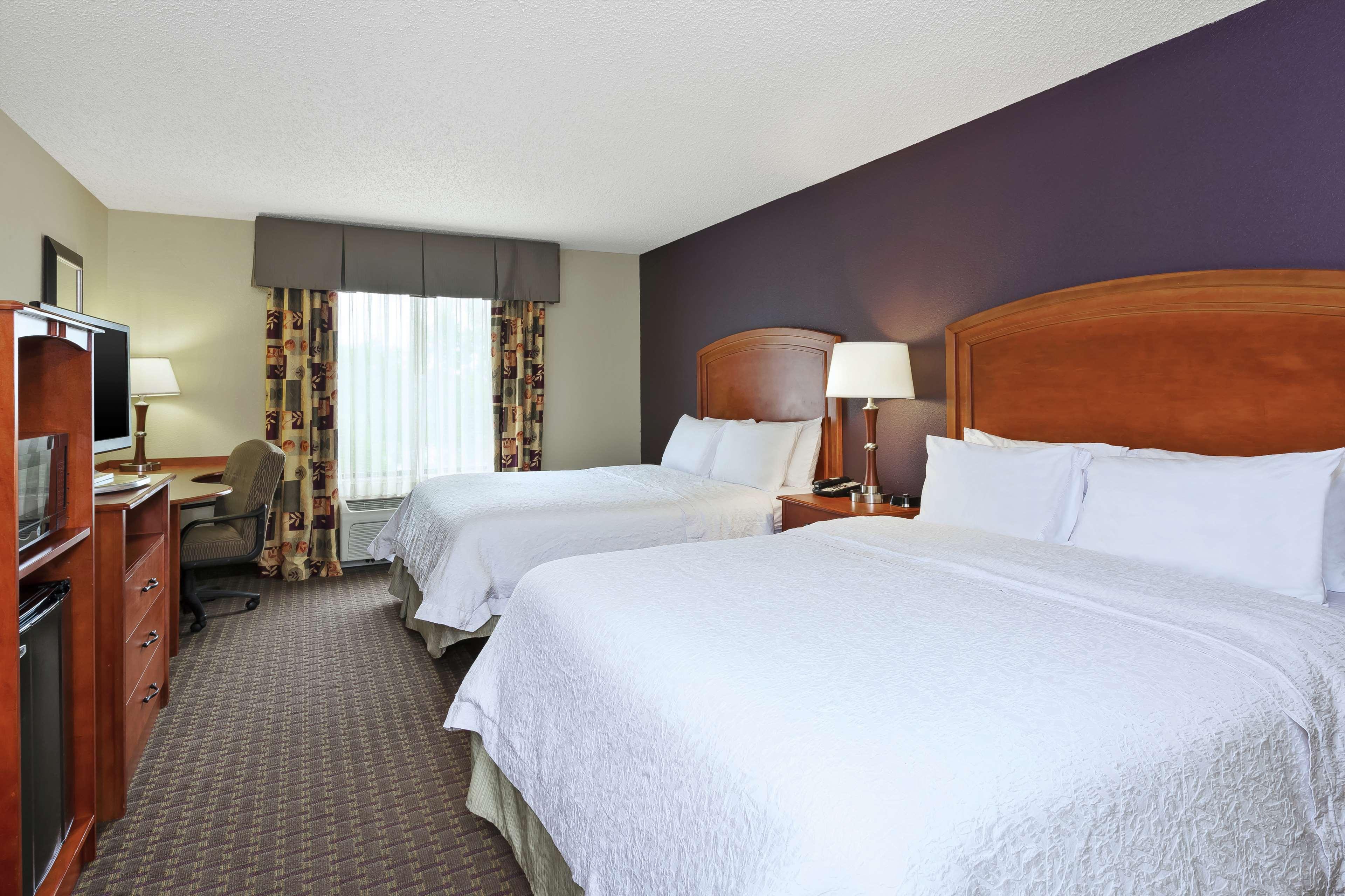 Hampton Inn & Suites Grand Rapids-Airport 28Th St Каскейд Экстерьер фото