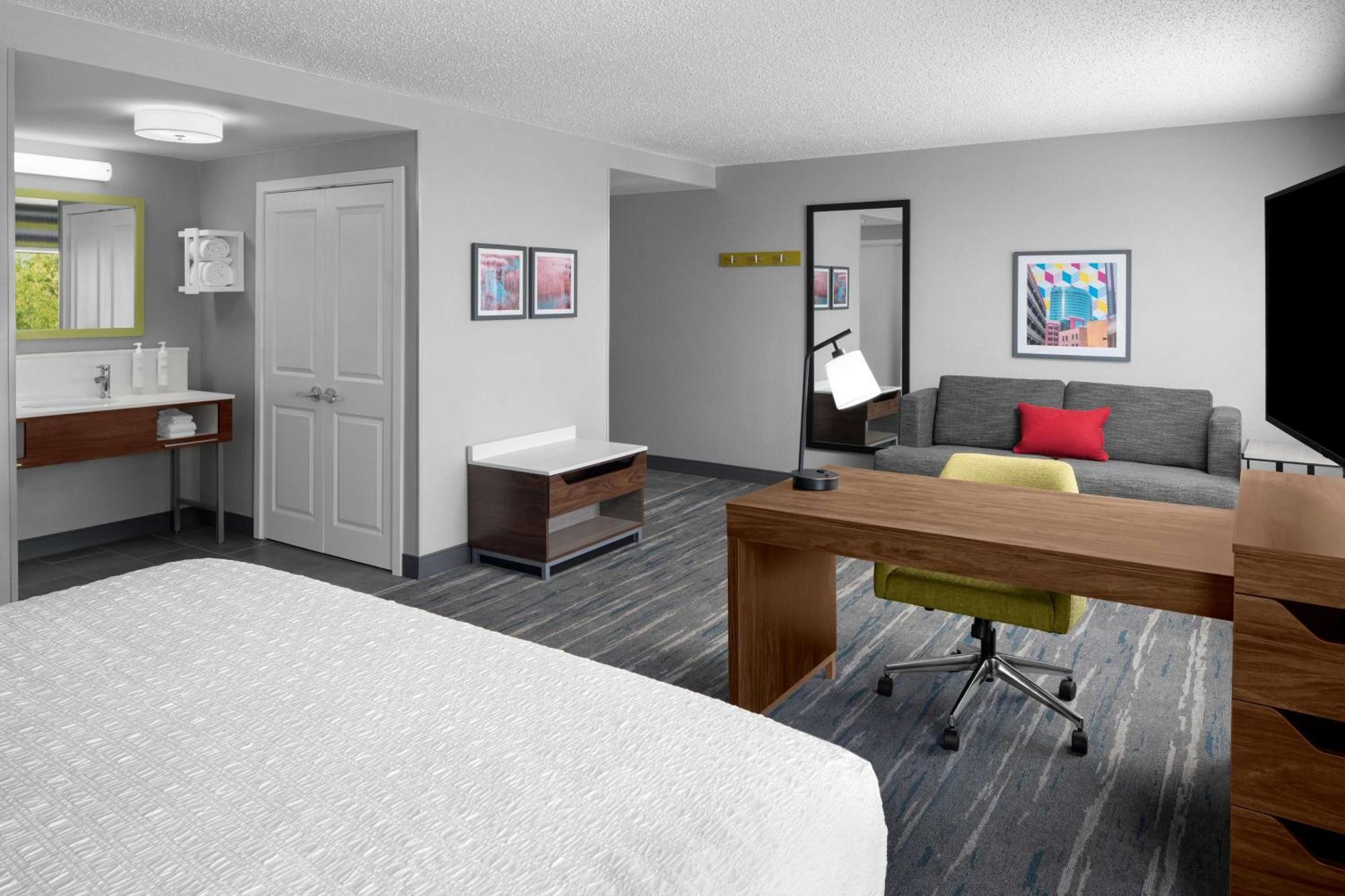 Hampton Inn & Suites Grand Rapids-Airport 28Th St Каскейд Экстерьер фото